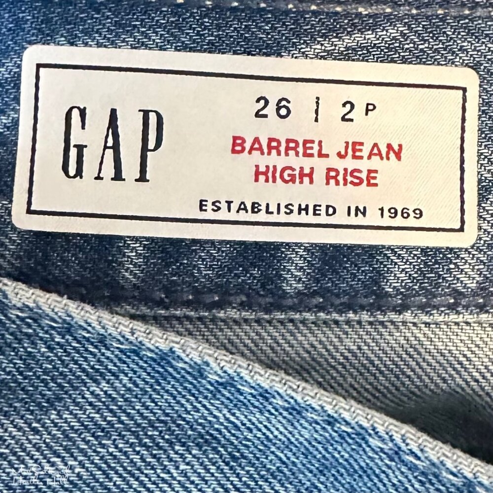 Gap High-Rise Patch Distressed Barrel Jeans Size 26 Petite - Picture 5 of 6